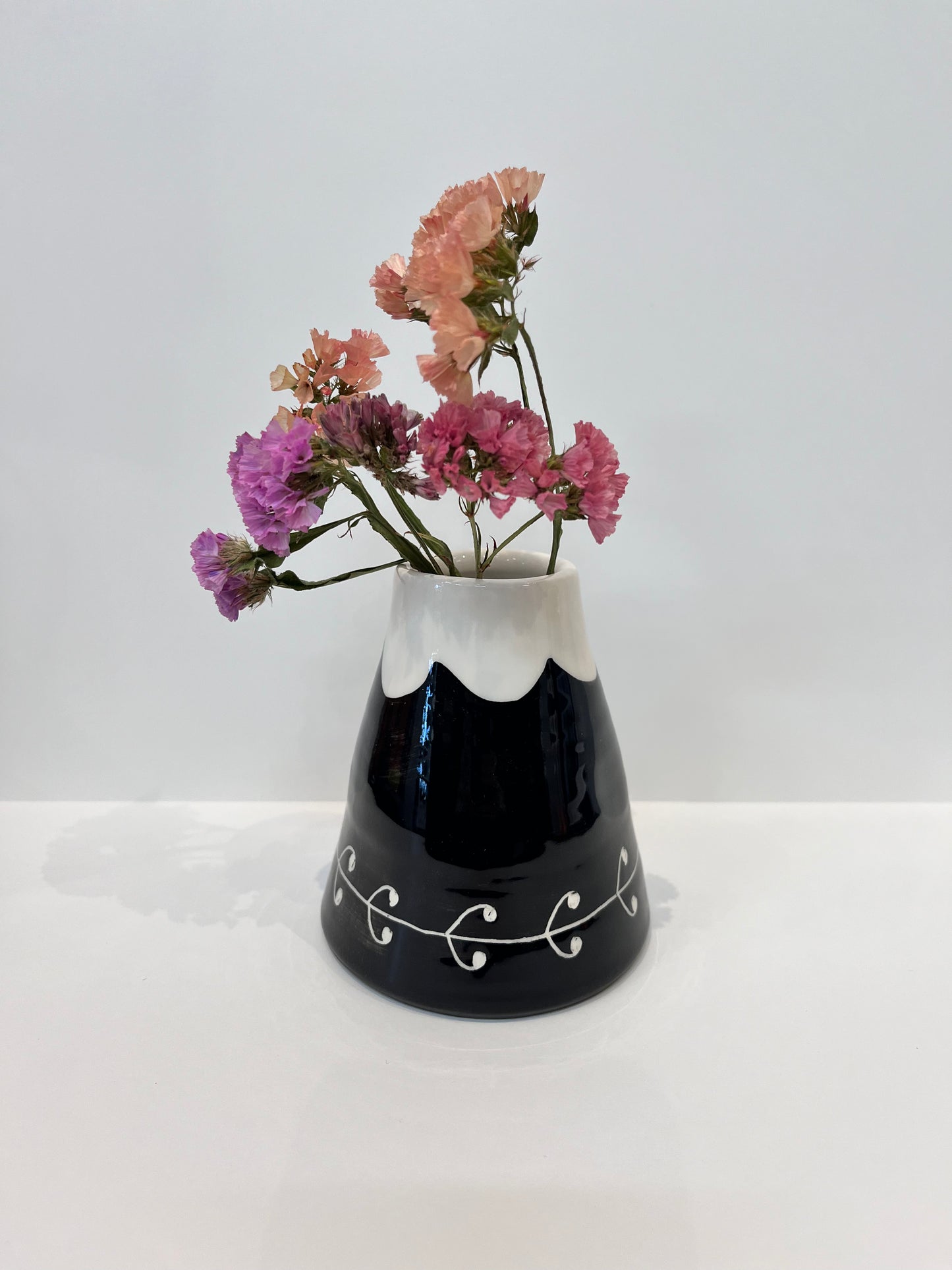 Maunga Vase