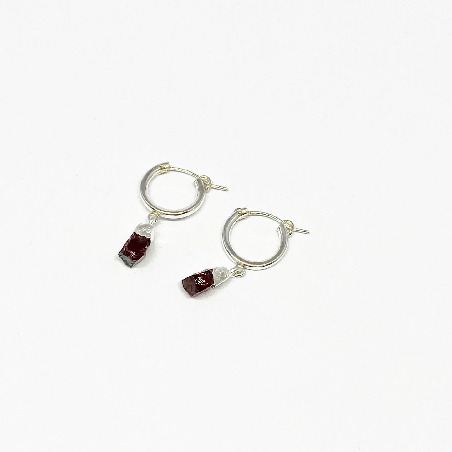 The Karoline Earrings | Garnet