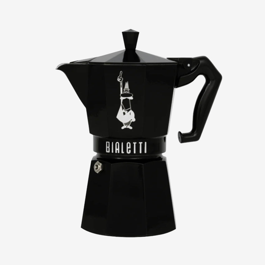 The Bialetti Moka Exclusive Coffee Pot 6 cup size in Black
