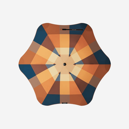 The Blunt Metro Umbrella in Limited Edition Gingerbread on a blank background