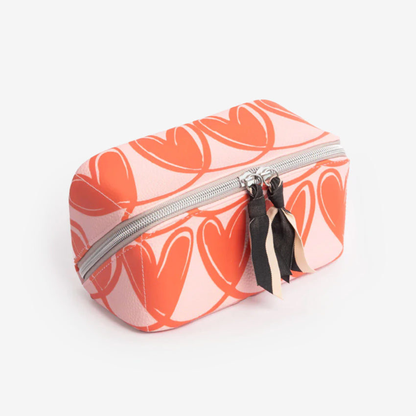 Cosmetic Bag Diagonal | Pink Linked Hearts