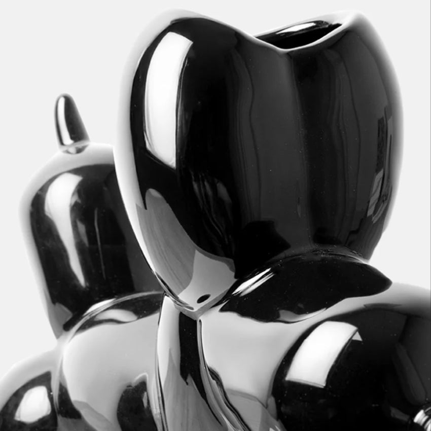 Bobby Vase