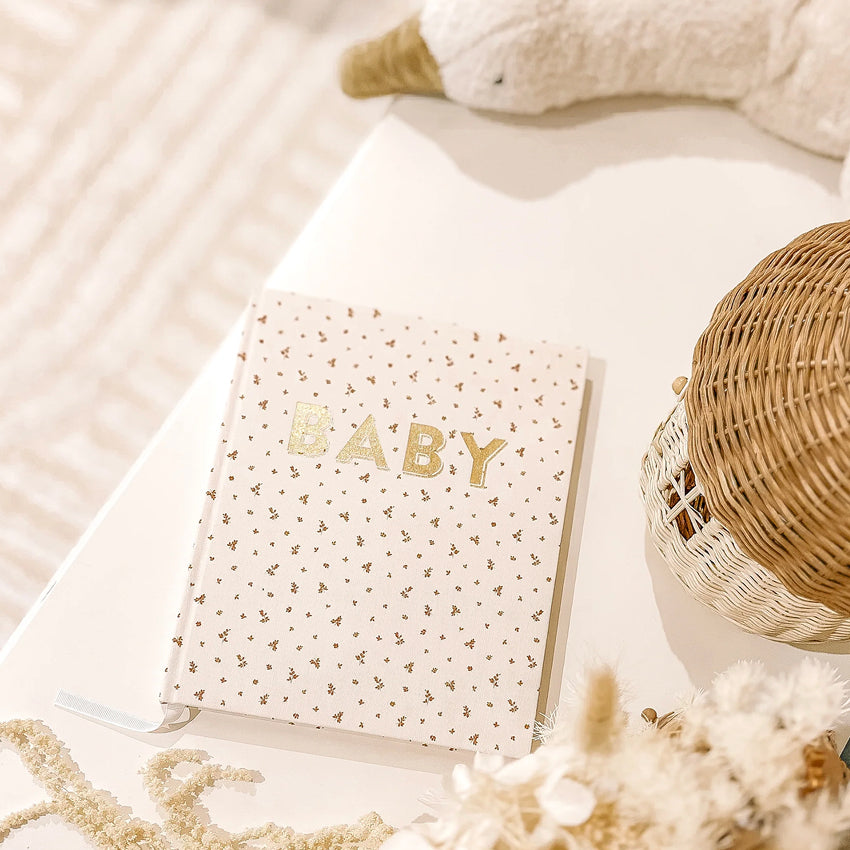 Baby Book | Broderie