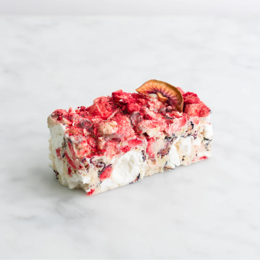 Christmas Cracker | Summer Berry Pavlova