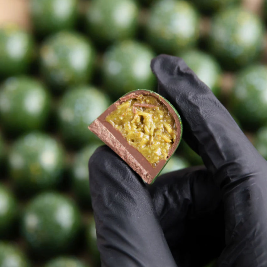 6 Piece Pistachio Knafeh Bonbon
