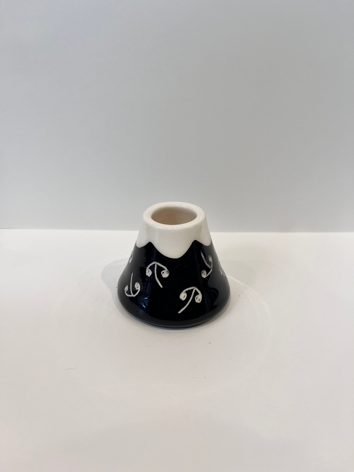 Maunga Vase