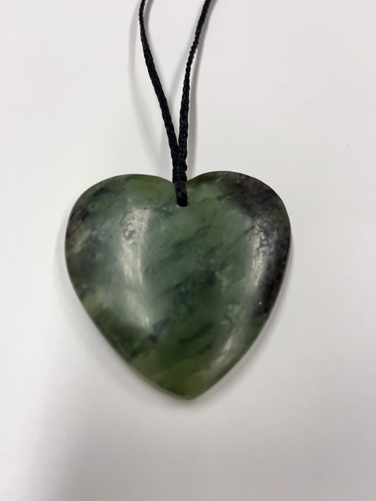 Pounamu Larhe Matt Heart  | 8