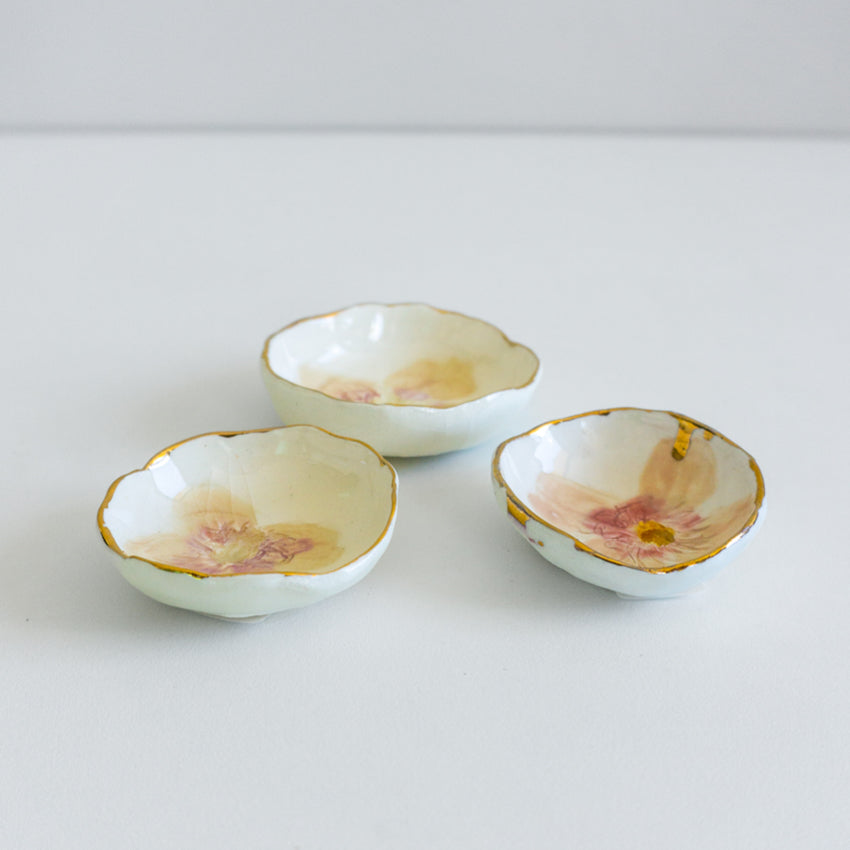 Clematis Bowl with Gold