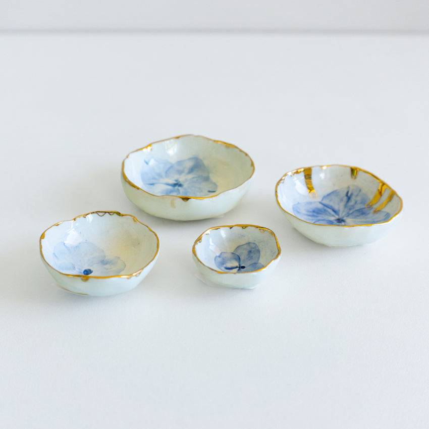Hydrangea Bowl with Gold