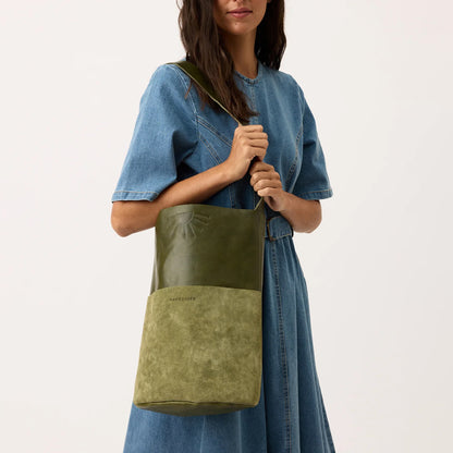 Bell Shoulder Bag | Khaki