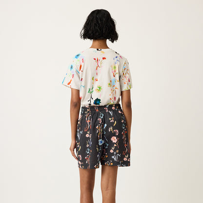 Iris Short | Watercolour Charcoal