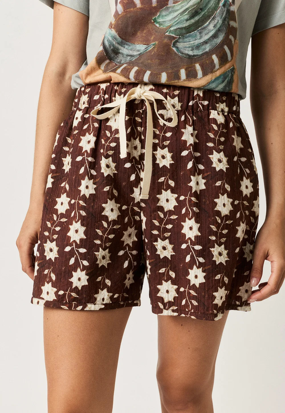 Iris Short | Ochre Flower