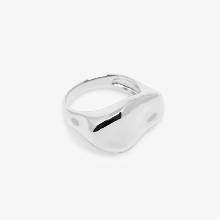 The Nina Gordon Palazzo Ring in Silver on a blank background