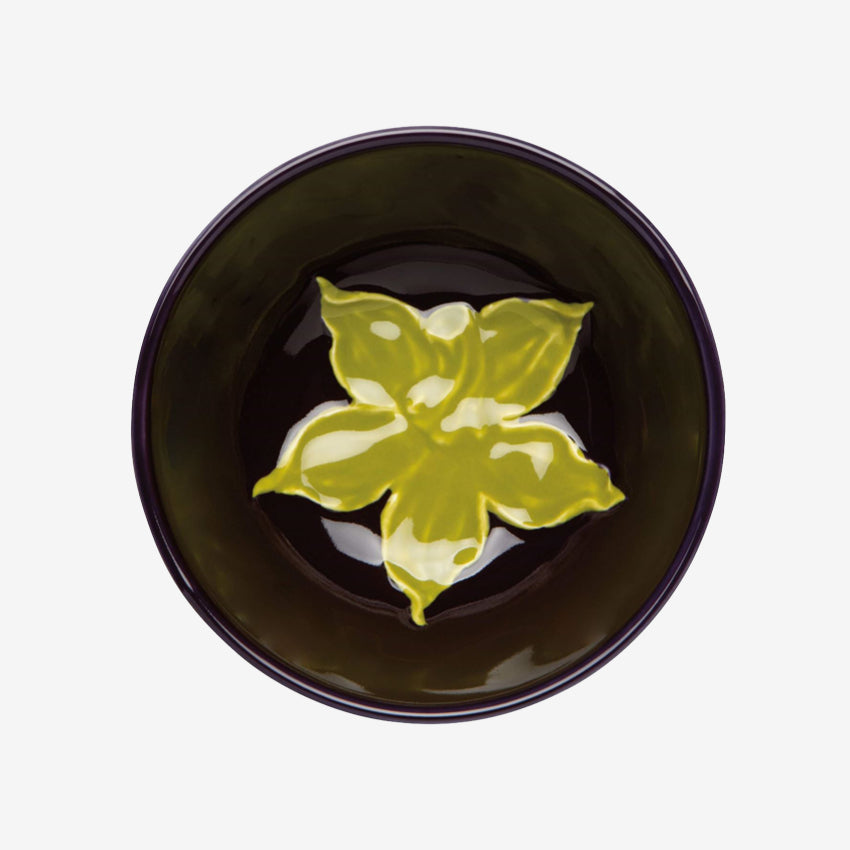 Veggie-Shaped Serveware