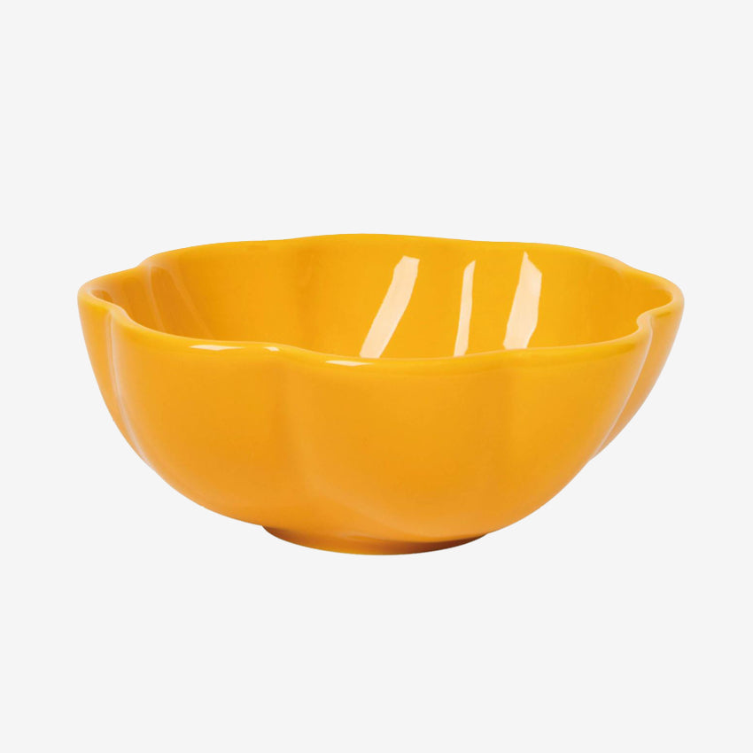 Veggie-Shaped Serveware