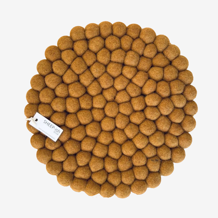 Felt Ball Pot Stand