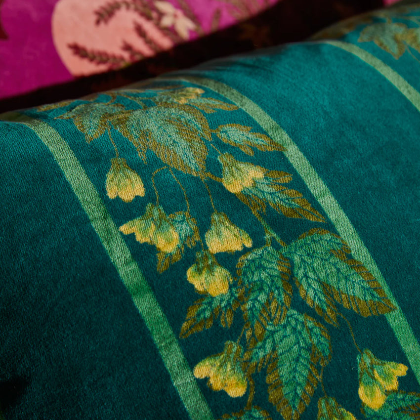 Agata Velvet Cushion | Verdant