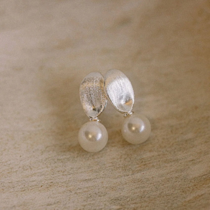 Miro Pearl Earrings