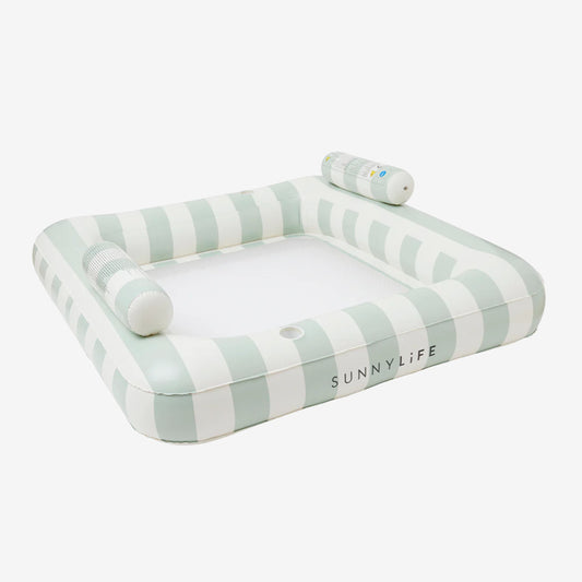 The SunnyLife Deluxe Twin Hammock in The Vacay on a grey background