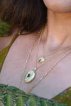 Fantail Messenger Necklace | Brown