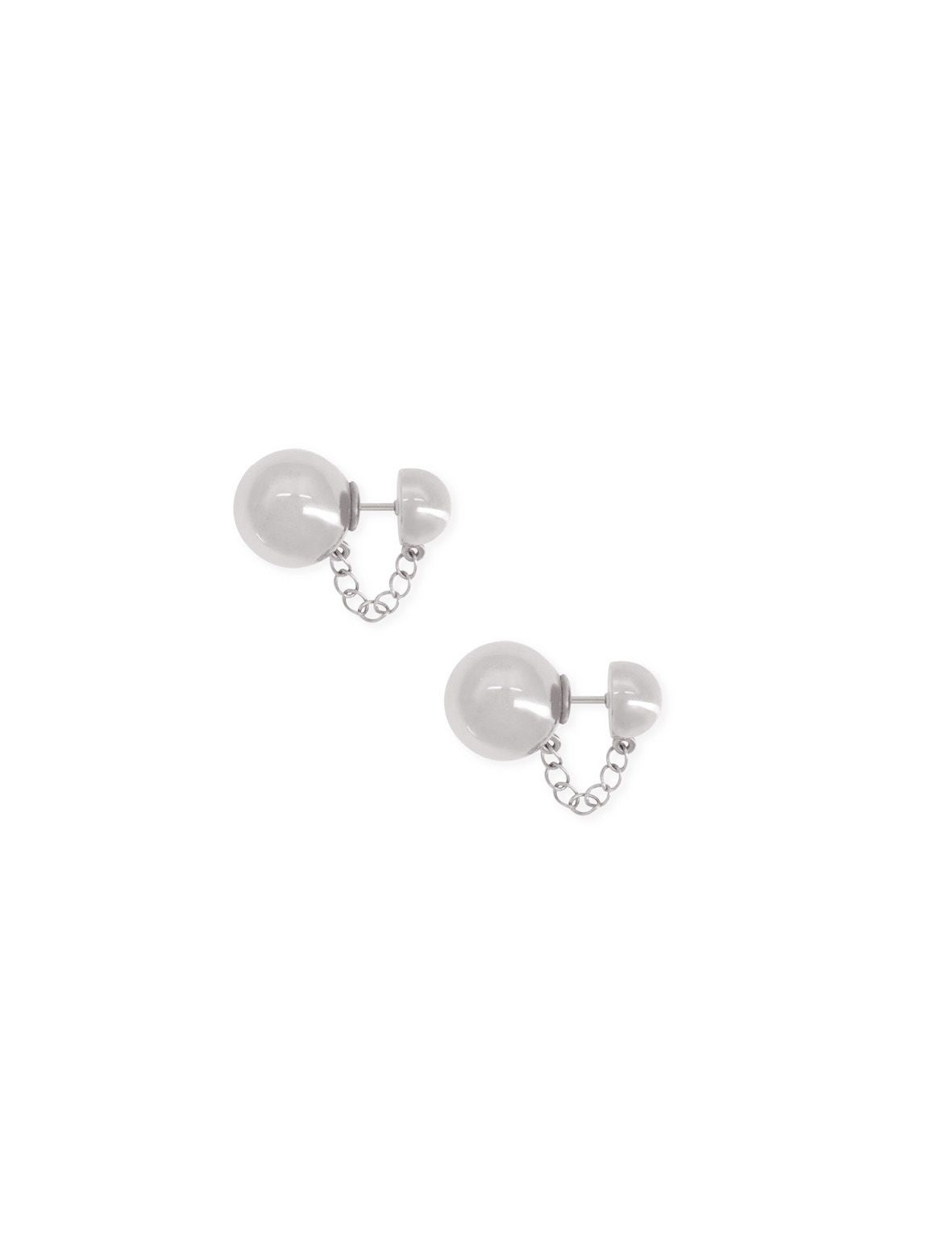 The La Tribe Ball and Chain Studs in Silver on a blank background